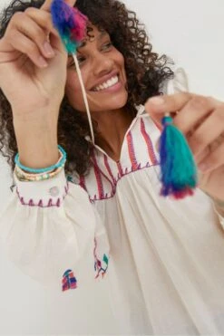 FatFace Natural Ida Embroidered Blouse -Fat Face Shop 376 714s7