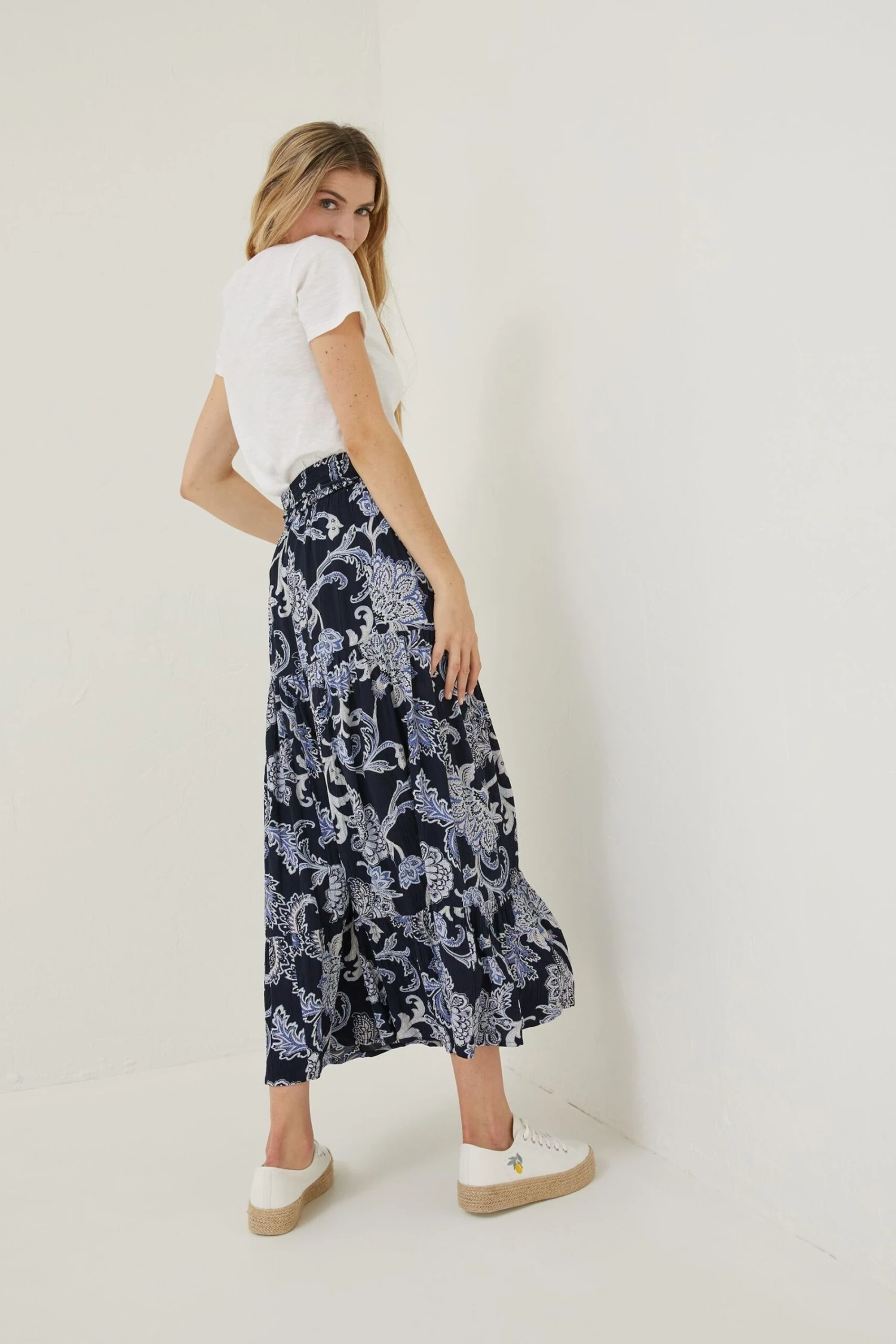 FatFace Blue Jayla Palace Floral Skirt 4 FatFace Blue Jayla Palace Floral Skirt - Image 2