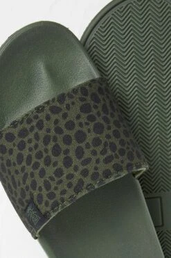 FatFace Green Animal Print Sliders -Fat Face Shop 814623s3