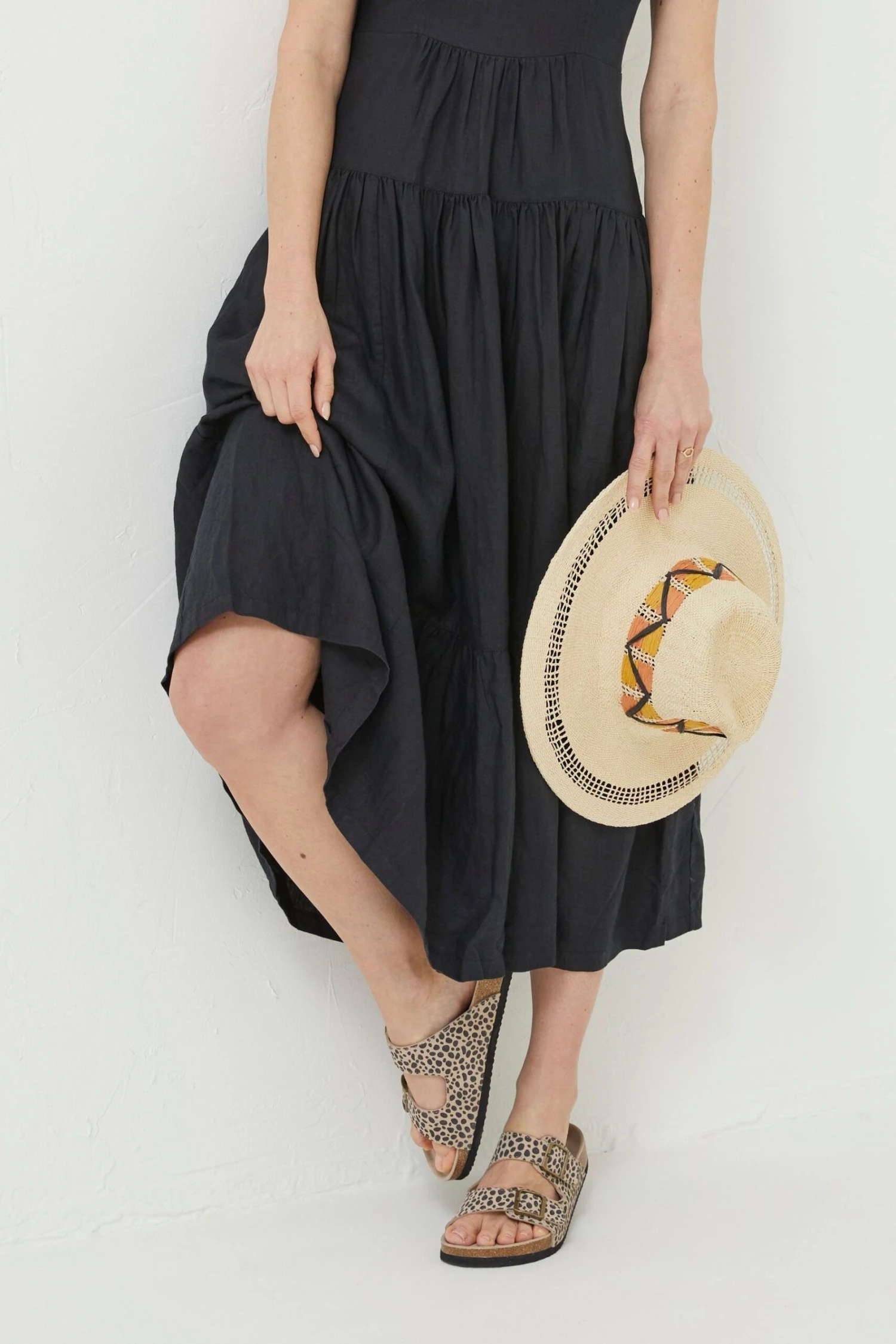 FatFace Julien Black Linen Midi Dress 6 FatFace Julien Black Linen Midi Dress - Image 4