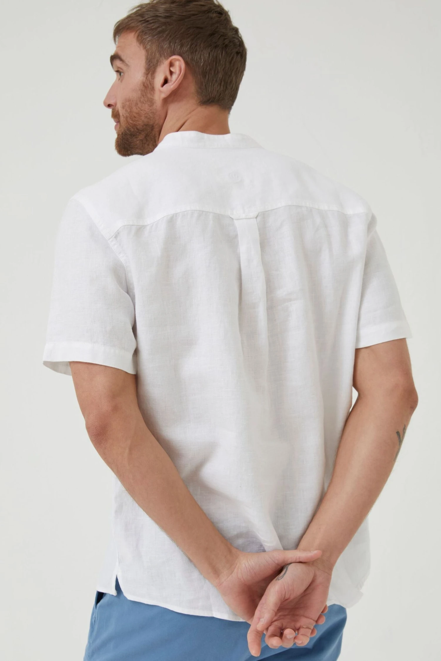 FatFace White Pop Over Linen Shirt 4 FatFace White Pop Over Linen Shirt - Image 2