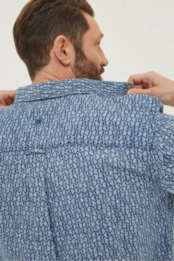 FatFace Blue Shell Print Shirt -Fat Face Shop A82129s4