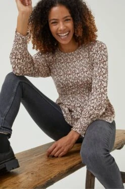 FatFace Fran Brown Meadow Spring Shirred Top 10 FatFace Fran Brown Meadow Spring Shirred Top -Fat Face Shop D57 532s3