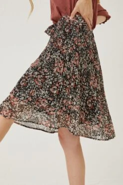 FatFace Kayleigh Blush Floral Black Skirt 12 FatFace Kayleigh Blush Floral Black Skirt -Fat Face Shop D57 592s4