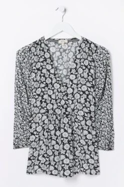 FatFace Frankie Springtime Wrap Black Blouse -Fat Face Shop D57 598s5