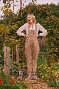 FatFace Natural Banbury Dungarees