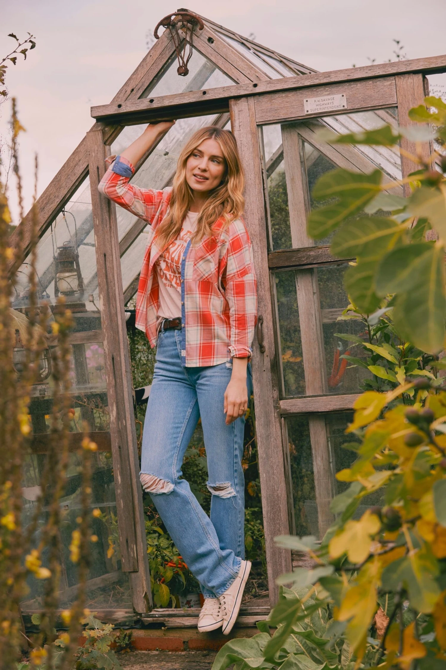 FatFace Red Frome Relaxed Check Shirt 10 FatFace Red Frome Relaxed Check Shirt - Image 8