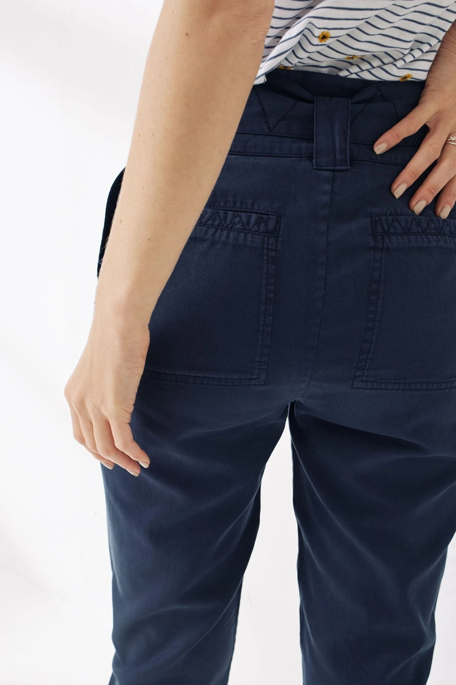 FatFace Blue Paperbag Trousers 6 FatFace Blue Paperbag Trousers - Image 4