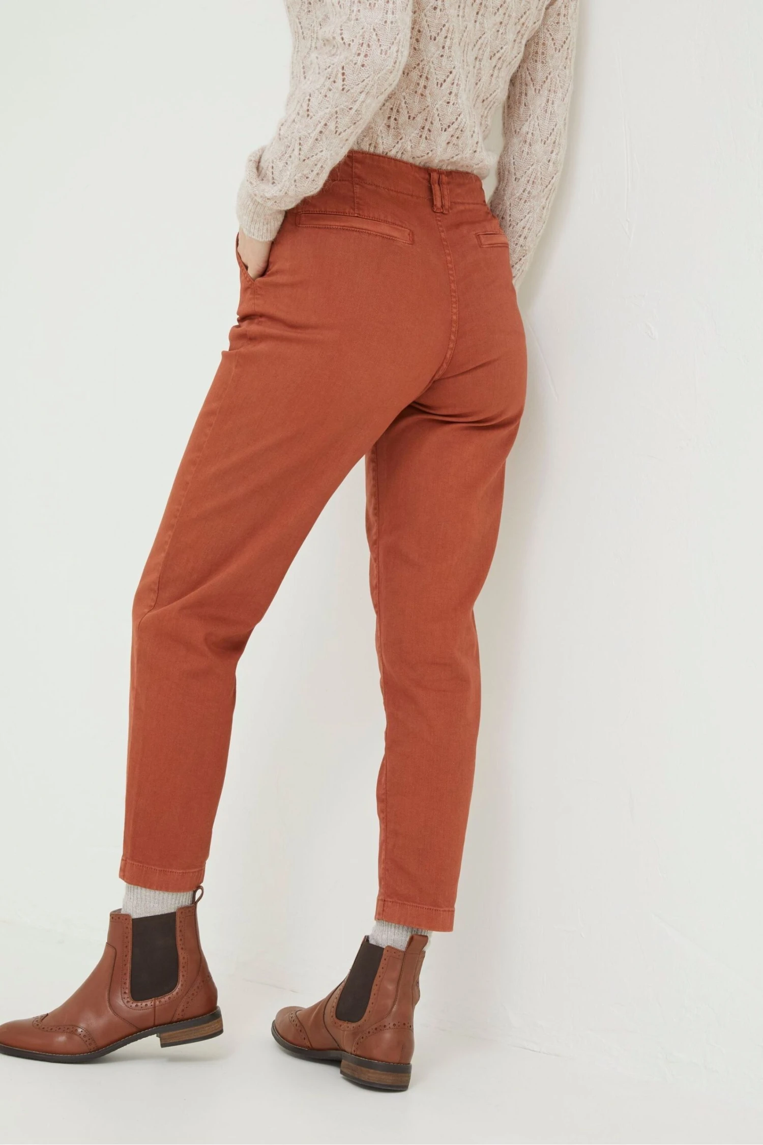 FatFace Brown Aspen Tapered Chinos 4 FatFace Brown Aspen Tapered Chinos - Image 2