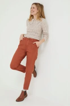 FatFace Brown Aspen Tapered Chinos 8 FatFace Brown Aspen Tapered Chinos -Fat Face Shop D57558s3