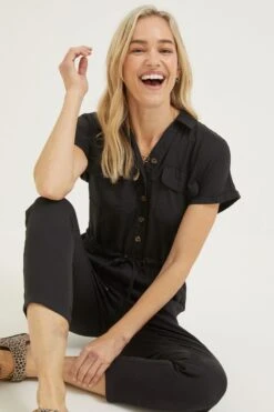 FatFace Una Black Jumpsuit -Fat Face Shop D57772s3