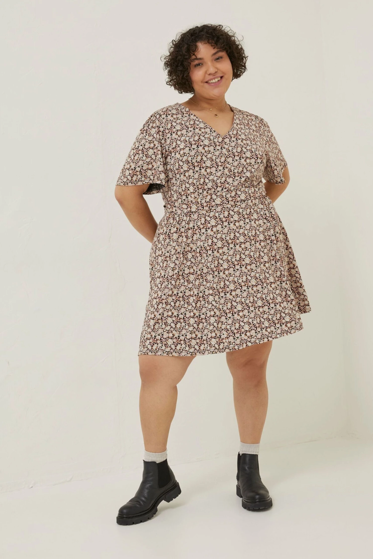 FatFace Red Fiona Meadow Jersey Dress 3 FatFace Red Fiona Meadow Jersey Dress