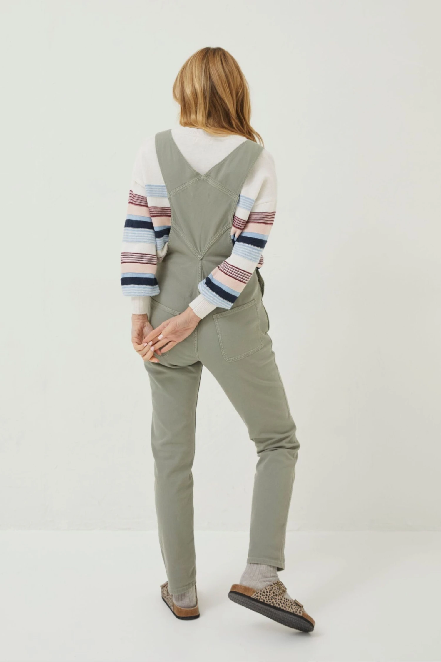 FatFace Green Lewes Canvas Dungarees 4 FatFace Green Lewes Canvas Dungarees - Image 2