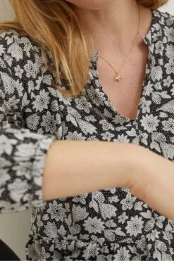 FatFace Poppy Spring Floral Black Tunic Top -Fat Face Shop D57805s4