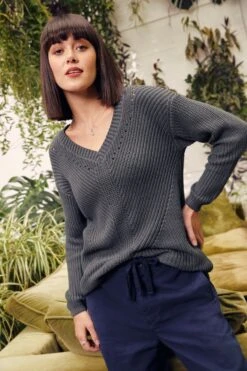 FatFace Green Kayleigh V-Neck Jumper