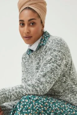 FatFace Green Carly Twist Jumper 15 FatFace Green Carly Twist Jumper -Fat Face Shop D57817s7