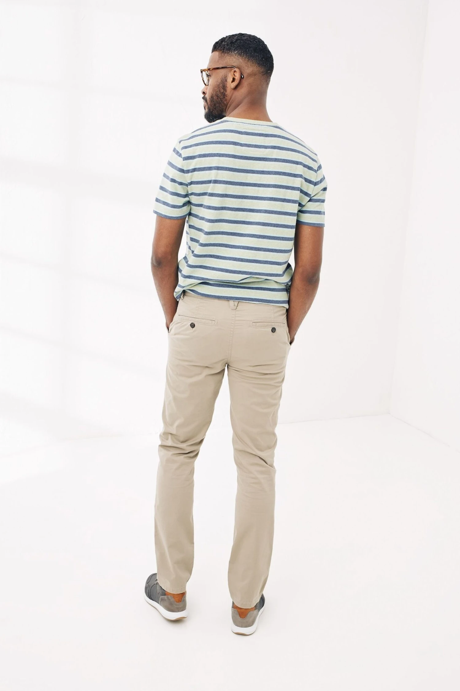 FatFace Natural Heyshott Slim Stretch Chinos 4 FatFace Natural Heyshott Slim Stretch Chinos - Image 2