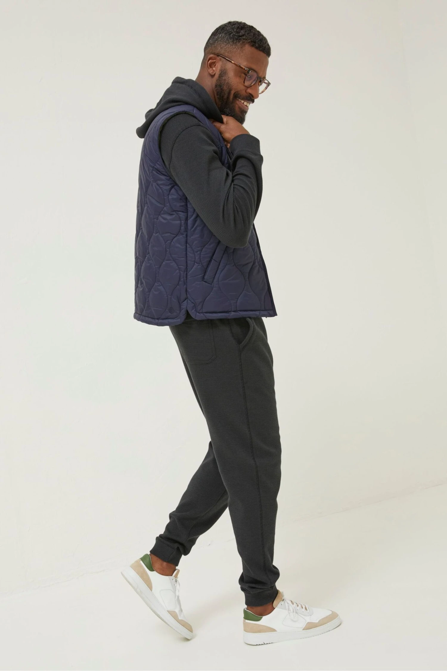 FatFace Blue Hascombe Gilet 5 FatFace Blue Hascombe Gilet - Image 3