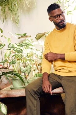 FatFace Yellow Emsworth Sweatshirt -Fat Face Shop D61 019s2