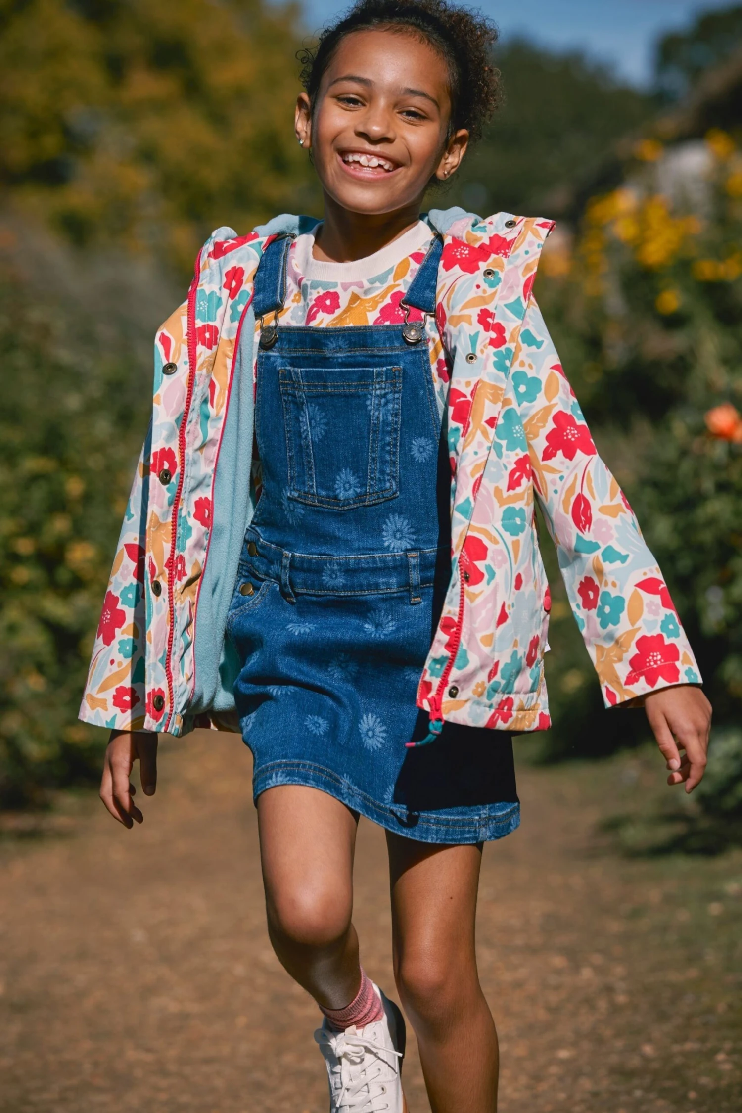 FatFace Blue Laser Print Denim Pinafore Dress 4 FatFace Blue Laser Print Denim Pinafore Dress - Image 2
