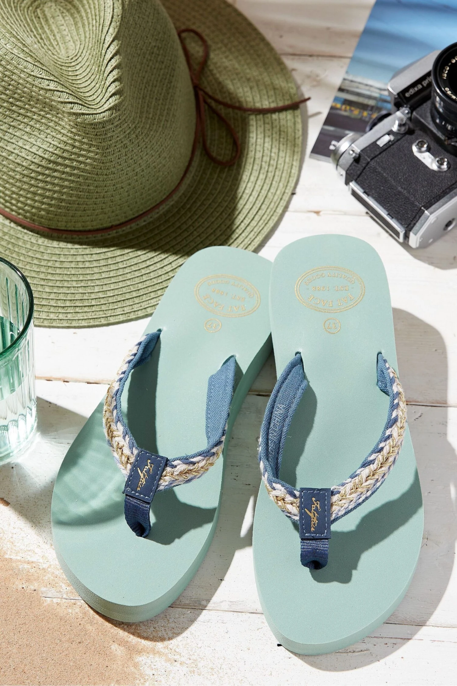 FatFace Green Pentle Flip Flops 5 FatFace Green Pentle Flip Flops - Image 3