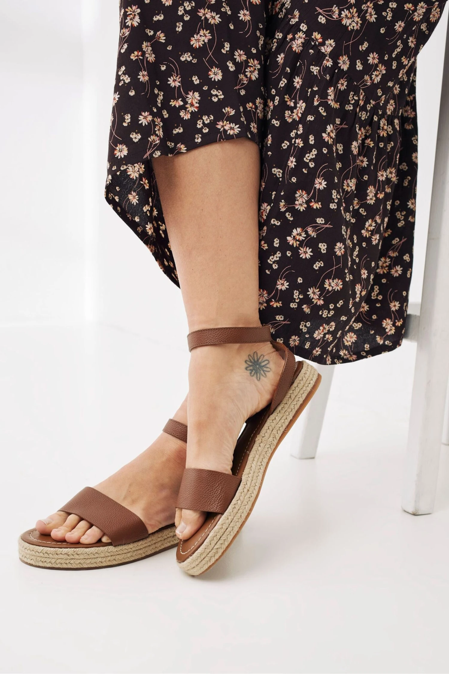 FatFace Tilly Brown Sandals 6 FatFace Tilly Brown Sandals - Image 4