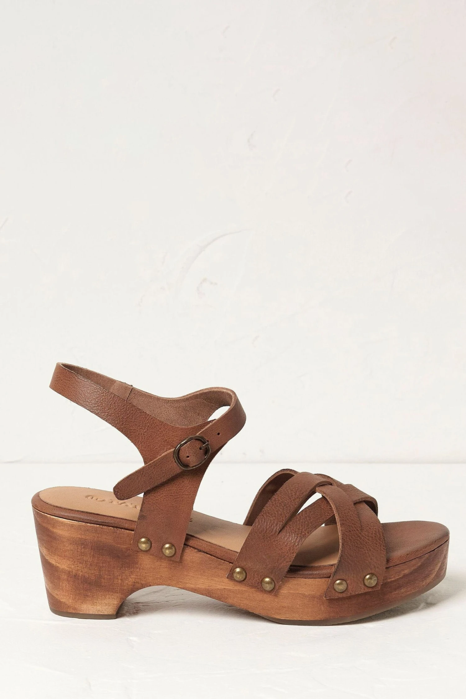 FatFace Leather Brown Sandals 4 FatFace Leather Brown Sandals - Image 2