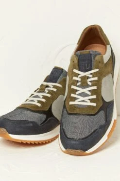 FatFace Blue Colourblock Trainers -Fat Face Shop D63 771s2