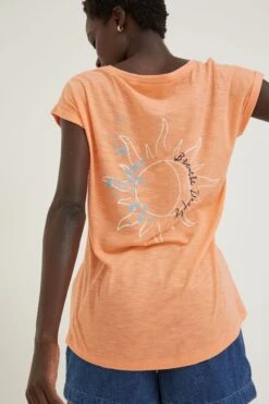 FatFace Orange Ivy Breathe Deeply Graphic T-Shirt -Fat Face Shop D69776s2