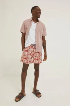 FatFace Red Trevose Leaf Print Swim Shorts 9 FatFace Red Trevose Leaf Print Swim Shorts -Fat Face Shop D70153s4