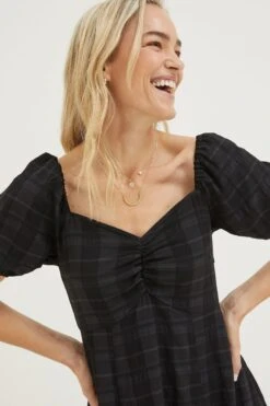 FatFace Tania Black Midi Dress -Fat Face Shop D78311s4