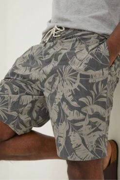 FatFace Grey Camber Leaf Print Swim Shorts 8 FatFace Grey Camber Leaf Print Swim Shorts -Fat Face Shop D78317s3