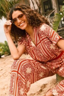 FatFace Natural Aniyah Bandana Shirt 12 FatFace Natural Aniyah Bandana Shirt -Fat Face Shop M85 918s3