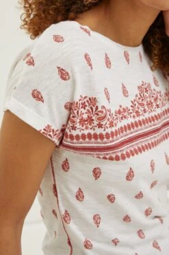 FatFace Natural Ivy Woodblock Geo T-Shirt -Fat Face Shop M85955s4