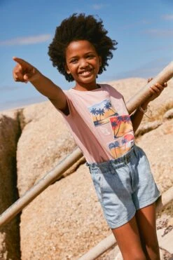 FatFace Pink Happy Days Graphic T-Shirt