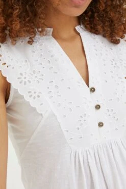 FatFace Jessica Embroidered Tunic Top -Fat Face Shop M91836s3