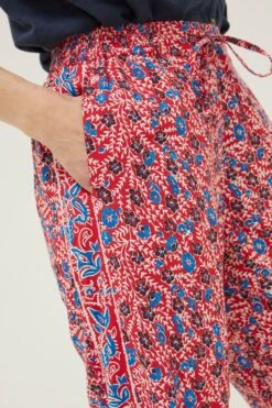 FatFace Red Lyme Woodblock Cuffed Trousers -Fat Face Shop M91931s4