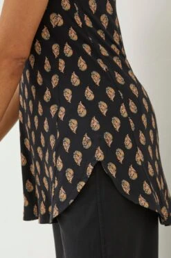 FatFace Rosie Tunic Vest -Fat Face Shop N05424s4