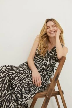 FatFace Avery Paint Stroke Midi Black Dress -Fat Face Shop T49 480s3