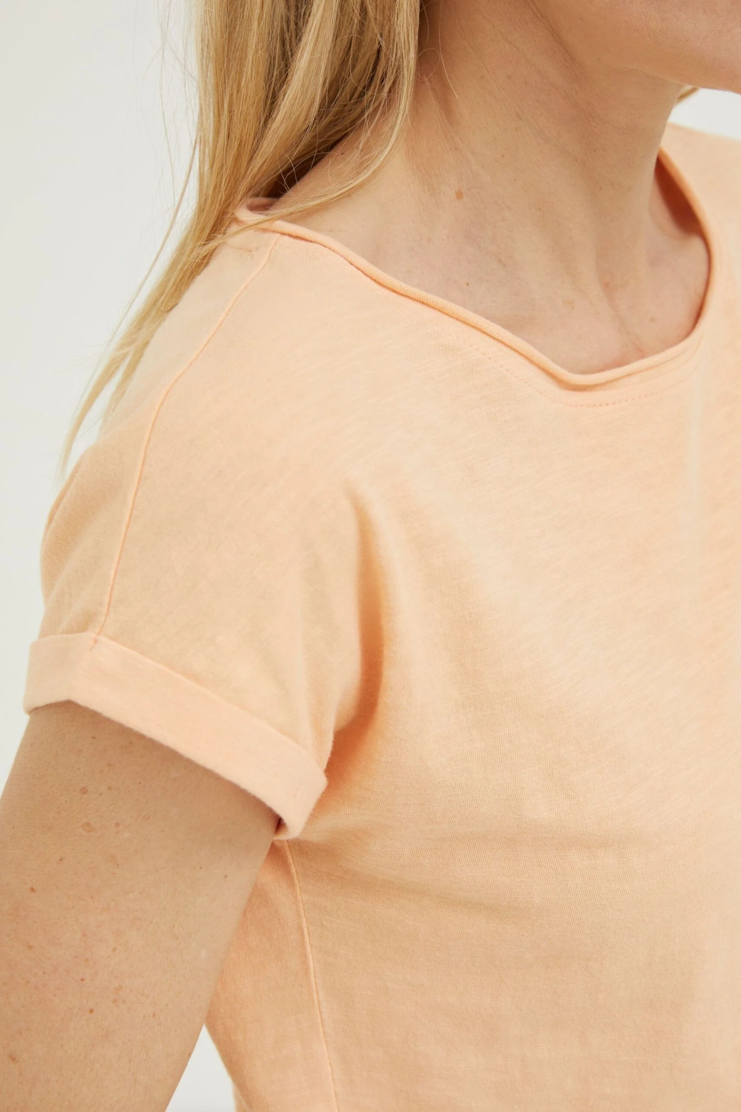 FatFace Organic Cotton T-Shirt 6 FatFace Organic Cotton T-Shirt - Image 4