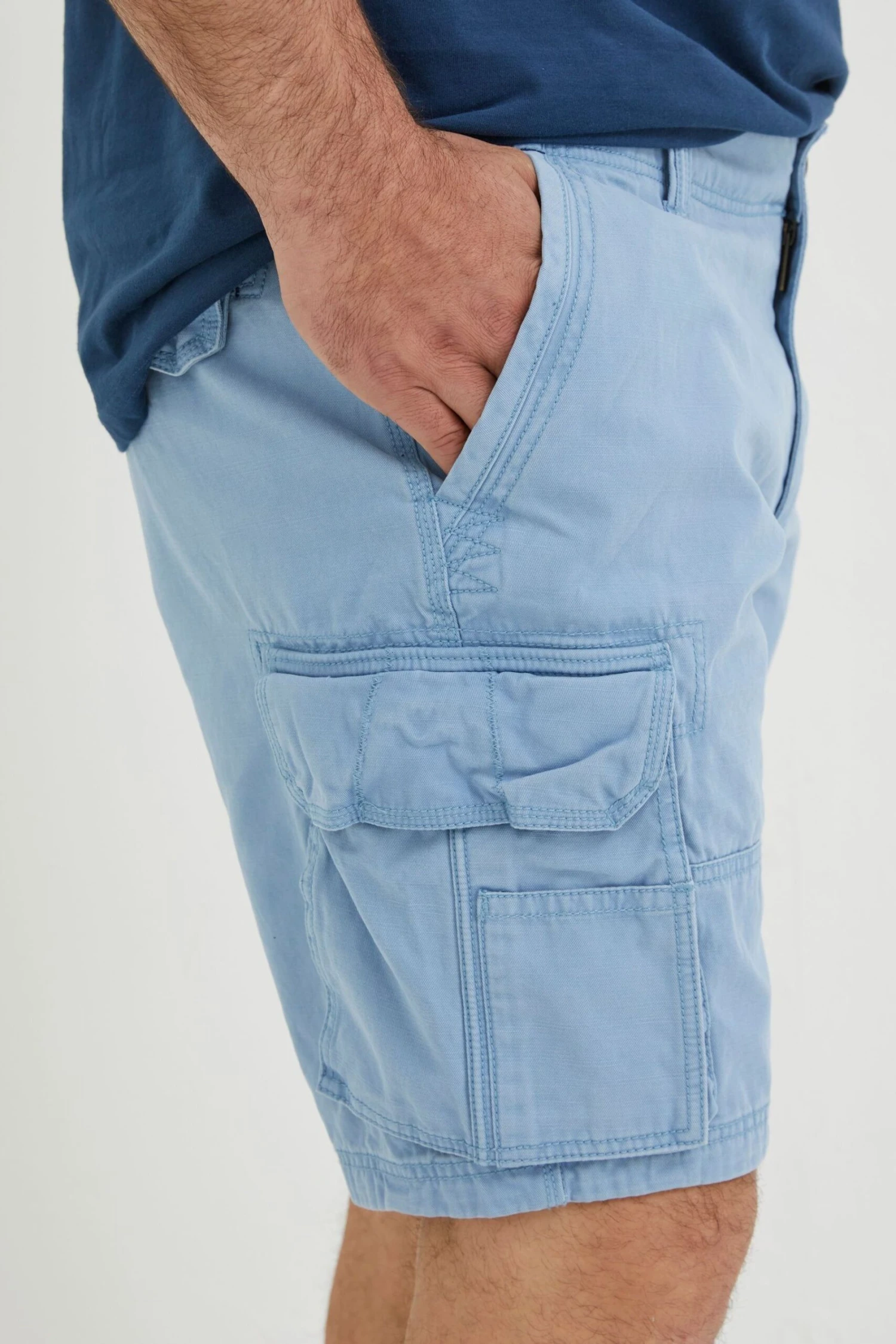 FatFace Blue Breakyard Cargo Shorts 4 FatFace Blue Breakyard Cargo Shorts - Image 2